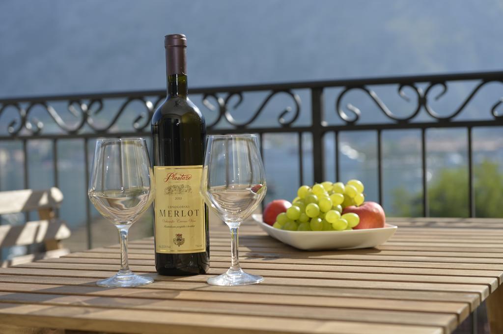Posto Capitano C Group Apartment Kotor Bagian luar foto