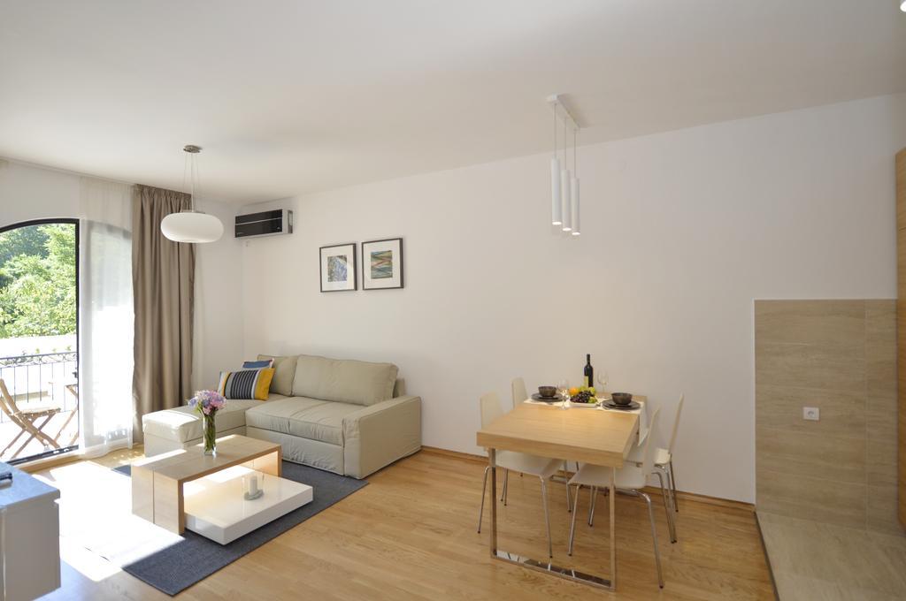 Posto Capitano C Group Apartment Kotor Bagian luar foto