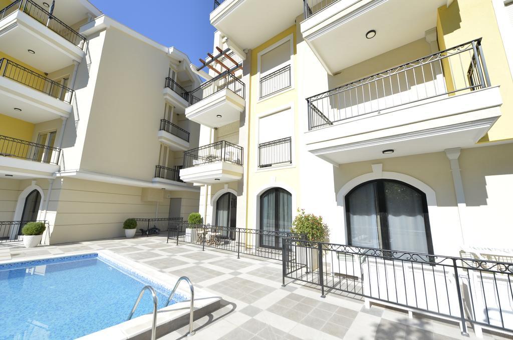 Posto Capitano C Group Apartment Kotor Bagian luar foto