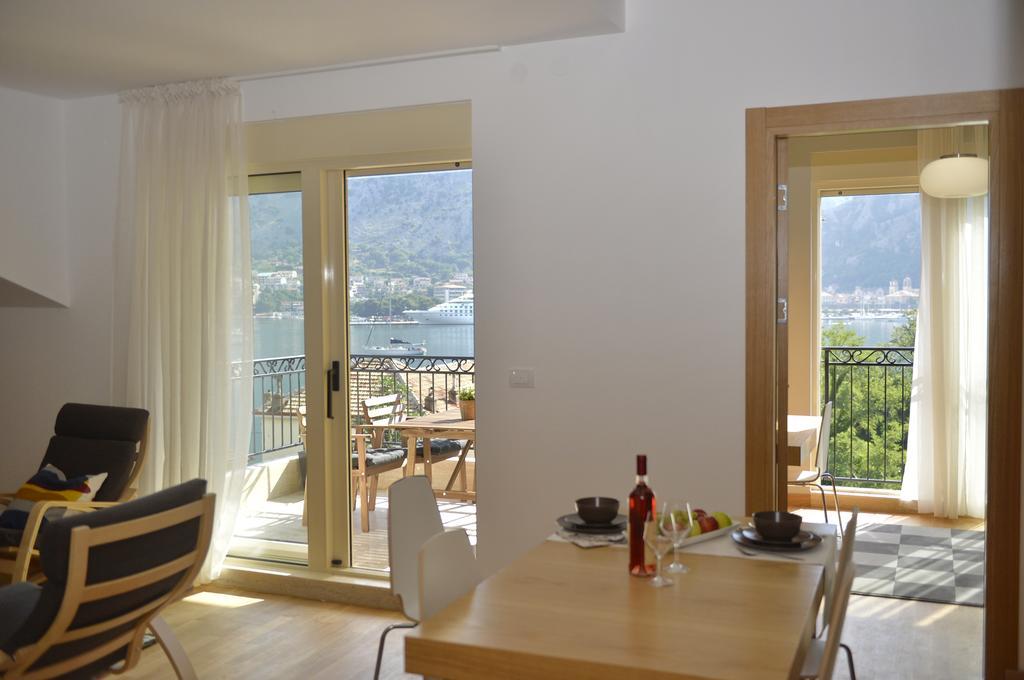 Posto Capitano C Group Apartment Kotor Bagian luar foto
