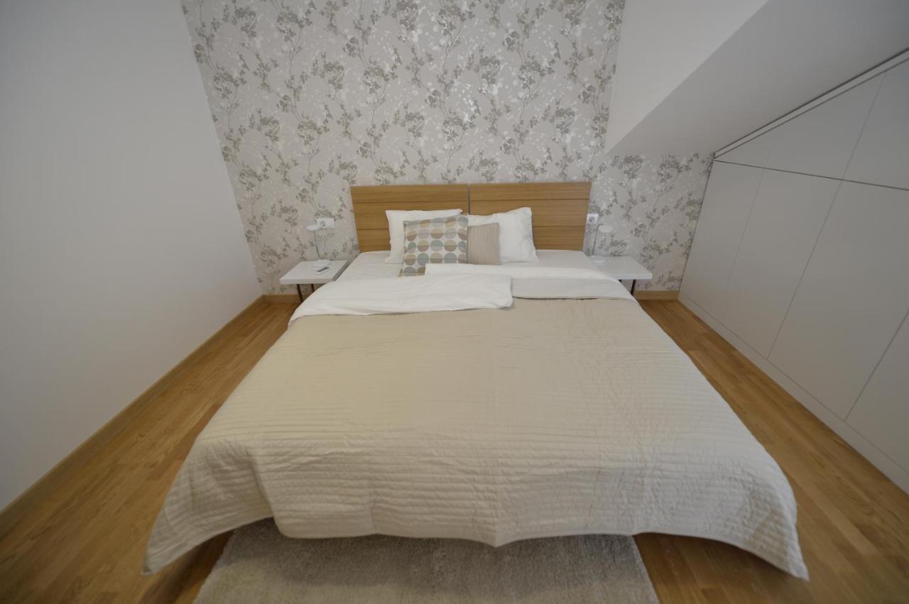 Posto Capitano C Group Apartment Kotor Bagian luar foto